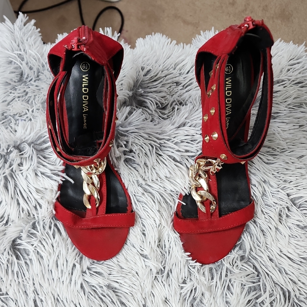 Wild Diva Red Heels with Gold Chain Detail